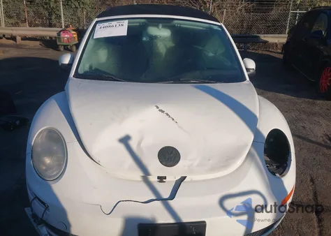 2007 Volkswagen New Beetle Triple White from USA, damaged, VIN 3VWFF31Y97M422349